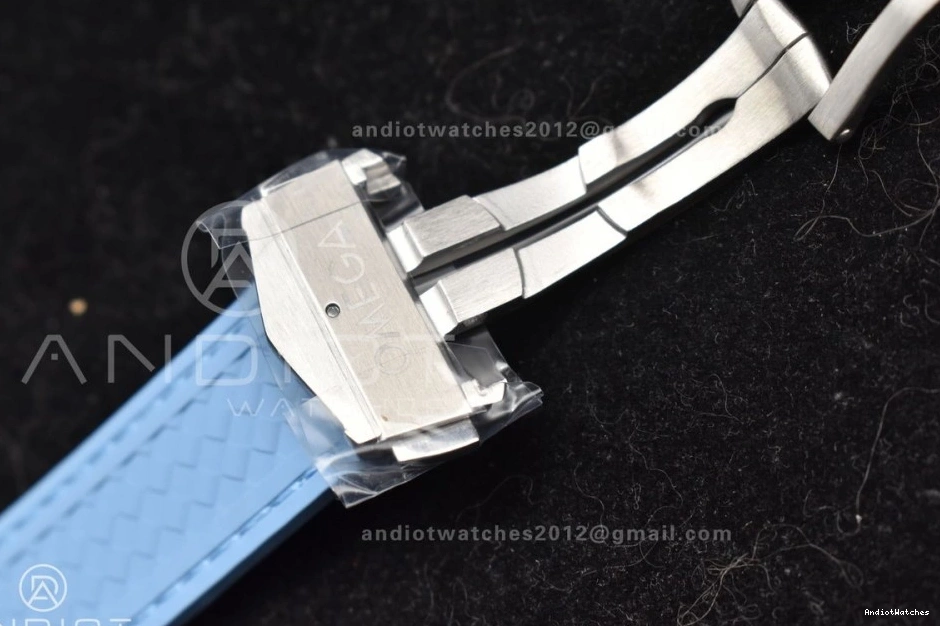 Edition Blue Best Terra Worldtimer Summer GMT A8938 43mm Rubber 511 Clone Comfortable VSF on Aqua Dial Super 1:1 Strap Blue 1101